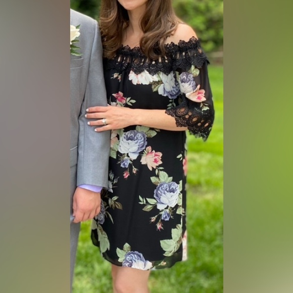 EUC BCX off shoulder floral dress, xxs